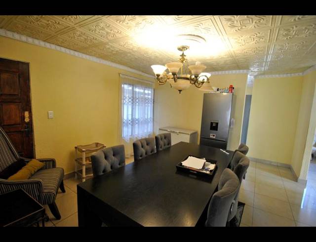 4 BEDROOM HOUSE FOR SALE IN DAWN PARK